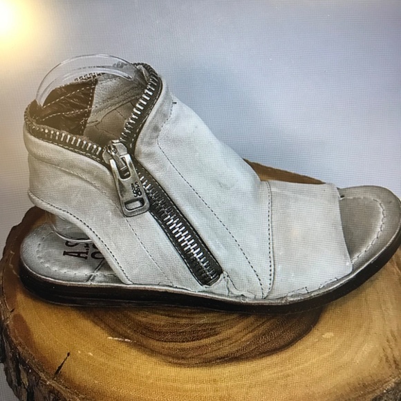A.S.98 Side Zip Leather Sandals (NWOT) - Picture 6 of 6